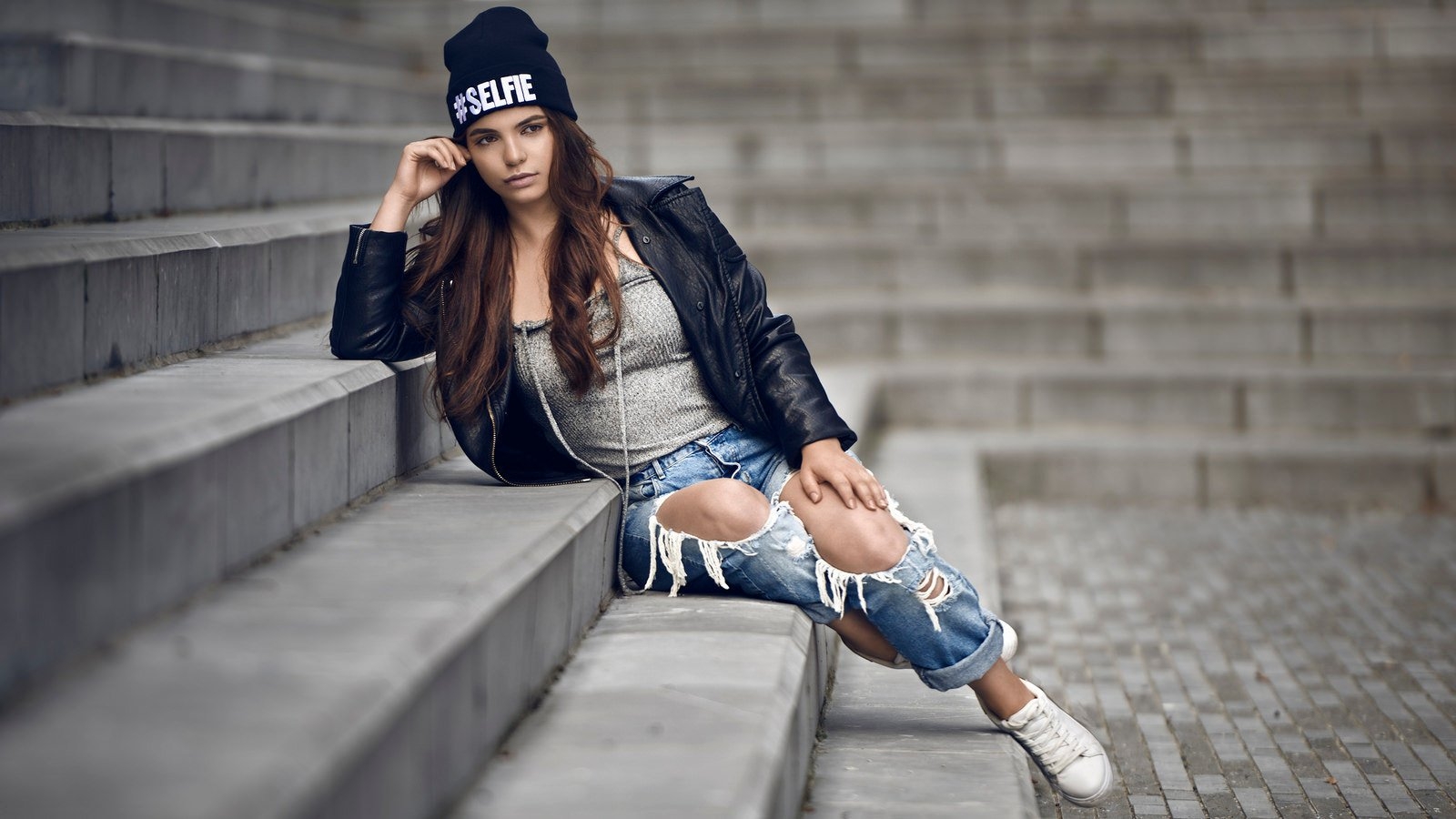 Sassy girls in Pindu