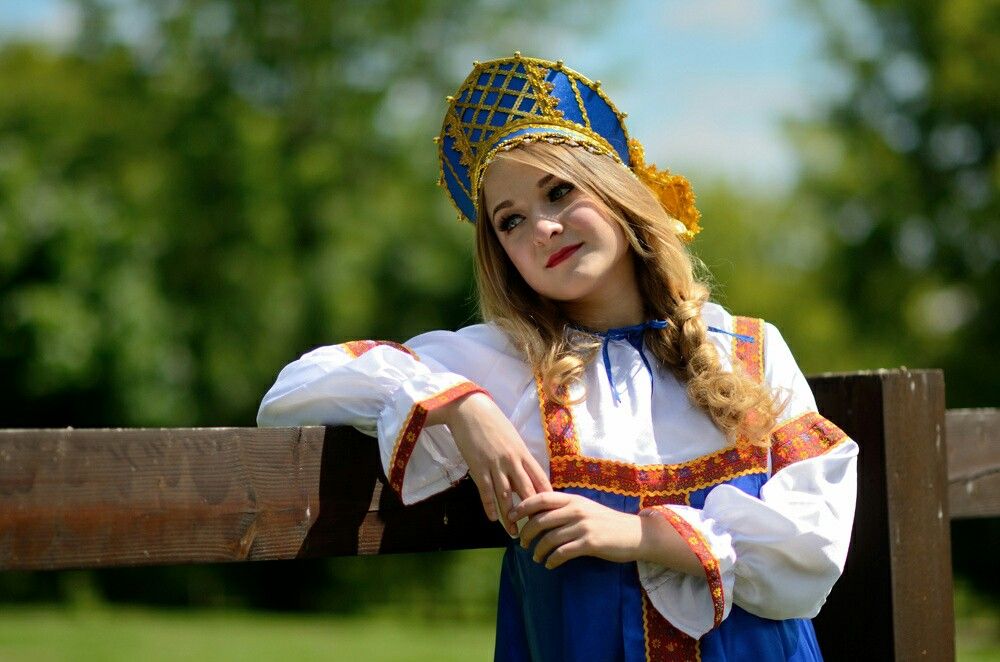 Photo Slavic girls in Pindu