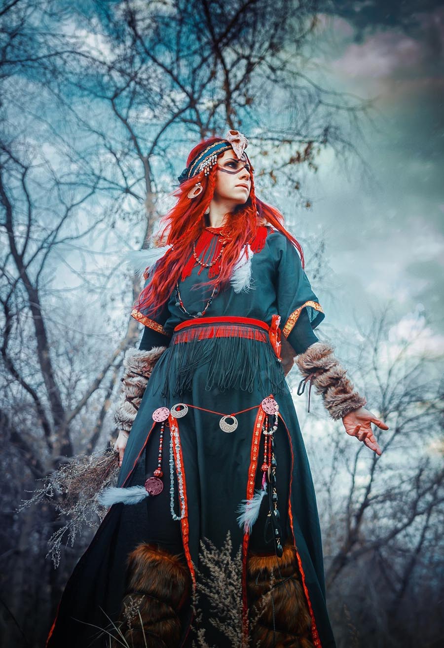 Girls in Slavic costumes underwear in Pindu