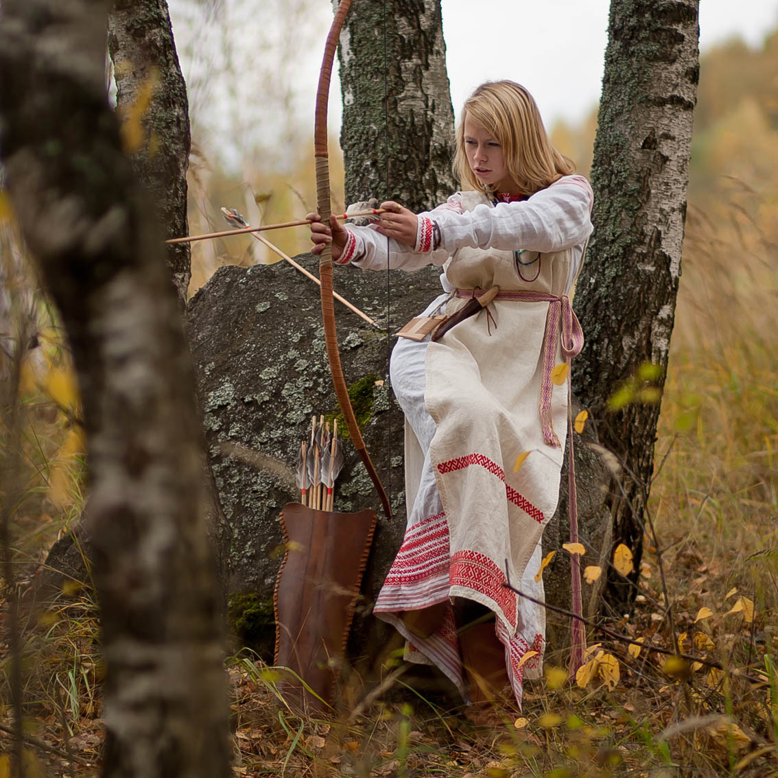 Sexy photo Girls in Slavic costumes in Pindu